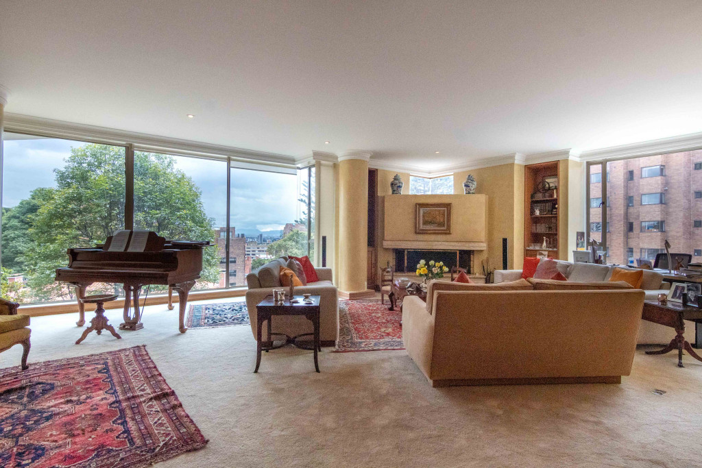 Apartamento en venta en Los Rosales, Bogotá · foto 12 de 24