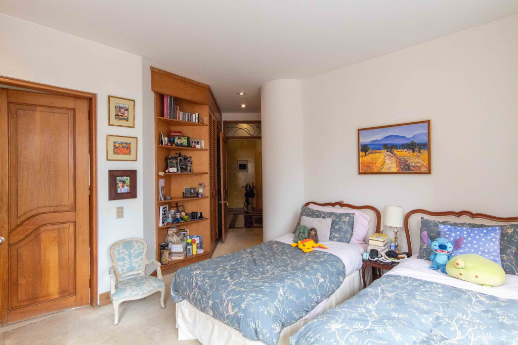 Apartamento en venta en Los Rosales, Bogotá · foto 16 de 24