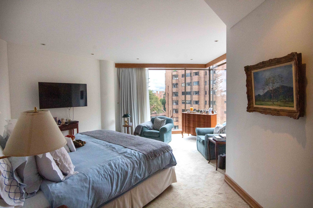 Apartamento en venta en Los Rosales, Bogotá · foto 18 de 24