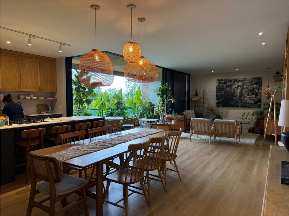 Apartamento en venta en El Poblado, Medellín 2