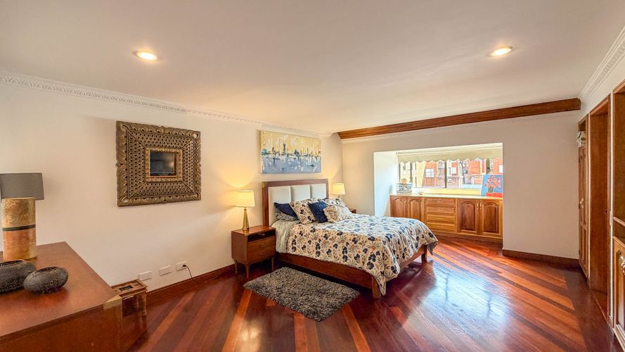 Apartamento en venta en Santa Barbara Occidental, Bogotá · foto 7 de 24