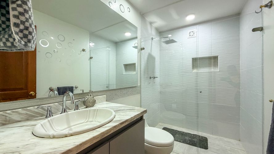 Apartamento en venta en Santa Barbara Occidental, Bogotá · foto 12 de 24