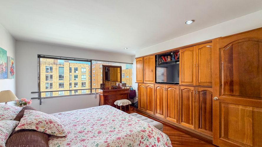 Apartamento en venta en Santa Barbara Occidental, Bogotá · foto 18 de 24