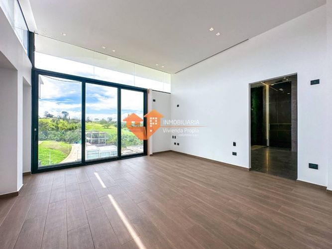 Casa de 4 alcobas en venta en Ruitoque Condominio, Piedecuesta, 630 m² · foto 12 de 24