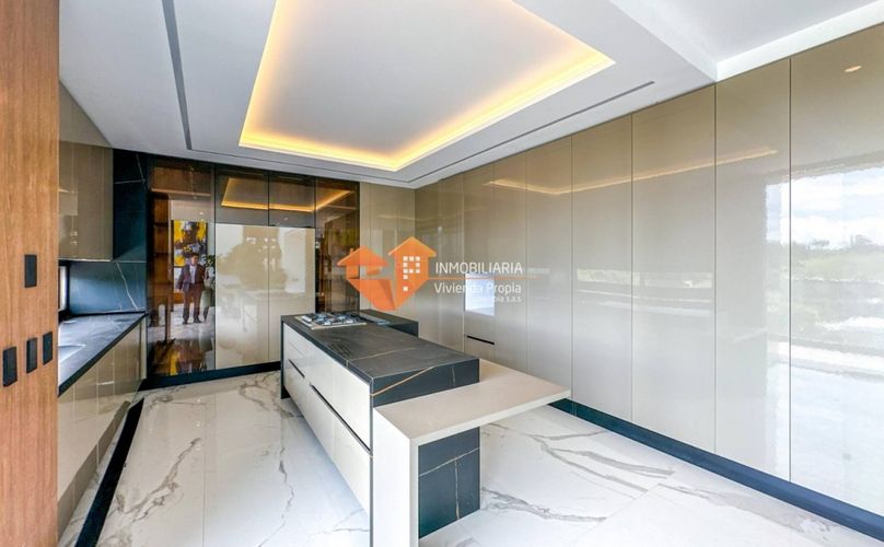 Casa de 4 alcobas en venta en Ruitoque Condominio, Piedecuesta, 730 m² · foto 4 de 24