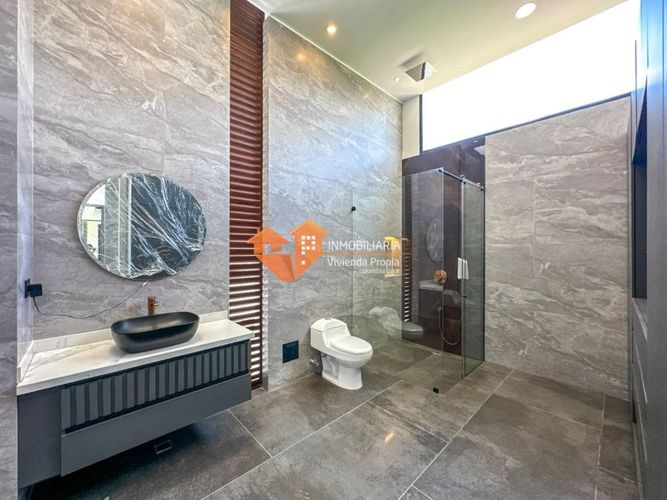 Casa de 4 alcobas en venta en Ruitoque Condominio, Piedecuesta, 730 m² · foto 10 de 24