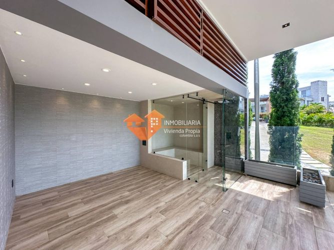 Casa de 4 alcobas en venta en Ruitoque Condominio, Piedecuesta, 730 m² · foto 19 de 24