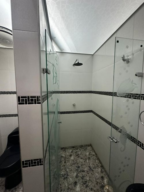 Casa de 2 alcobas en venta en Agua Blanca, Girardot, 138 m² · foto 4 de 11