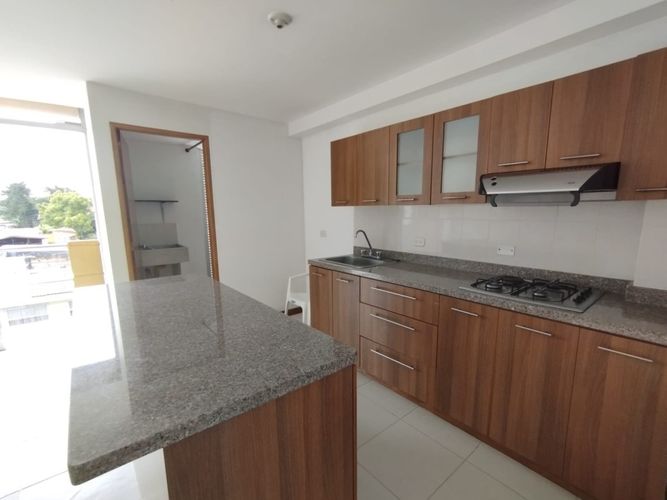 Apartamento de 2 alcobas en arriendo en Rionegro, 75 m² · foto 4 de 21