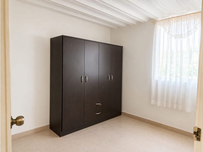 Apartamento de 3 alcobas en venta en Alto Del Medio, Rionegro, 74 m² · foto 5 de 7