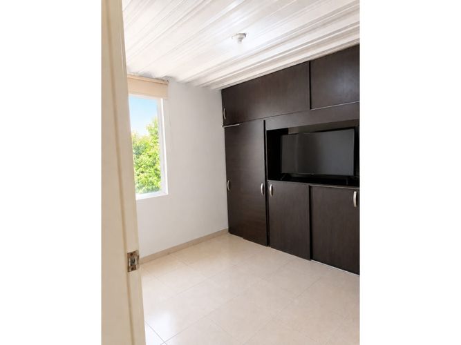 Apartamento de 3 alcobas en venta en Alto Del Medio, Rionegro, 74 m² · foto 7 de 7