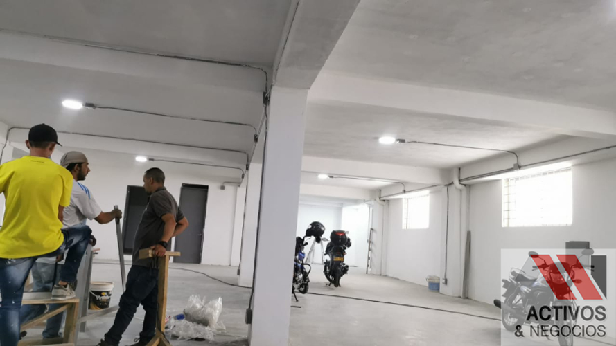 Bodega en venta en Los Angeles, Medellín, 2500 m² · foto 13 de 24