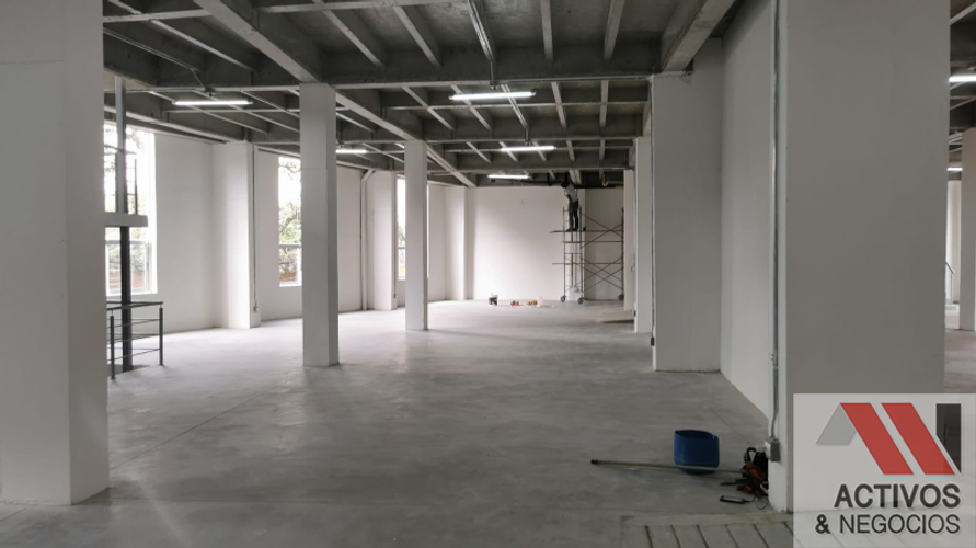 Bodega en venta en Los Angeles, Medellín, 2500 m² · foto 20 de 24