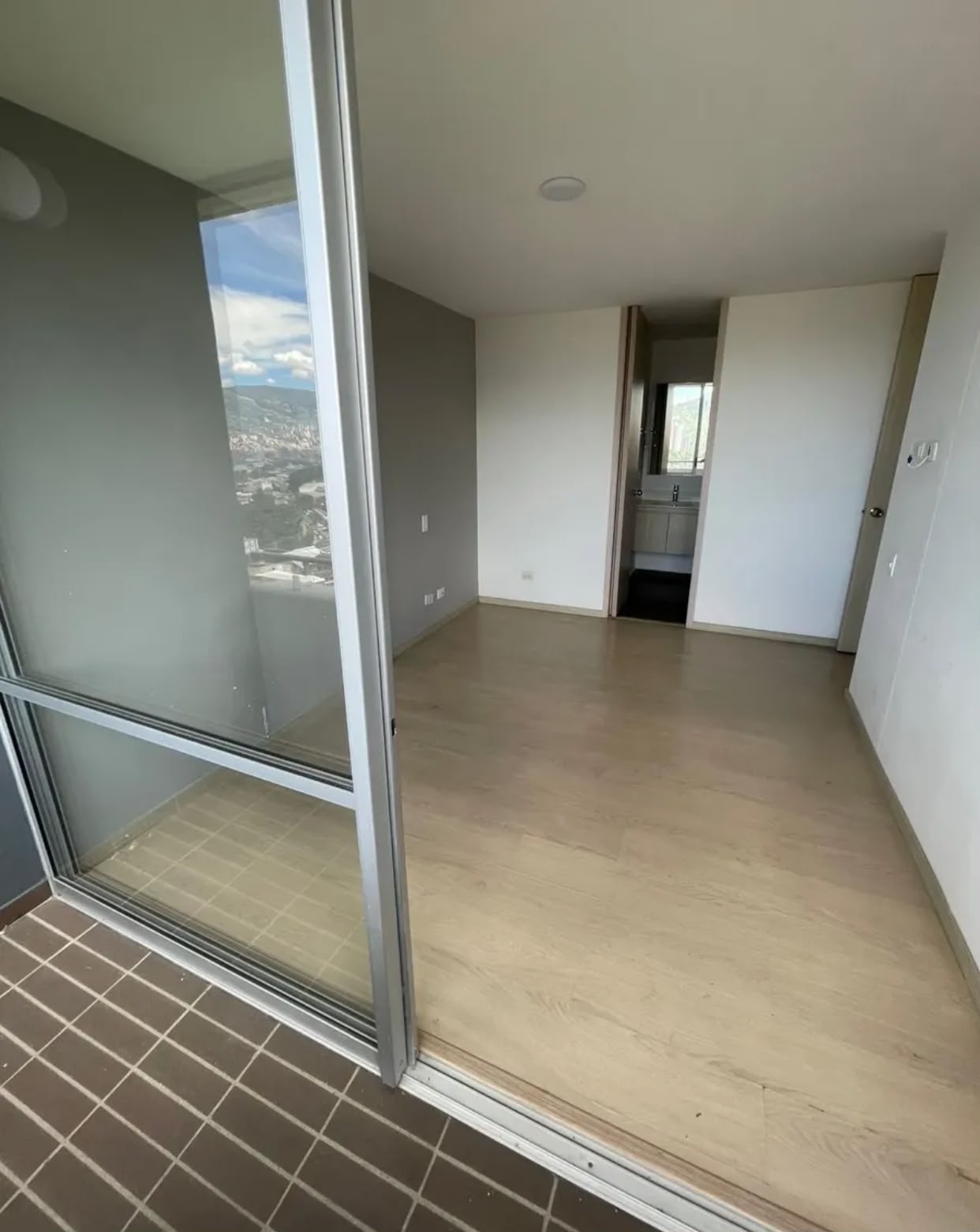 Apartamento en venta en La Aldea, La Estrella · foto 5 de 24