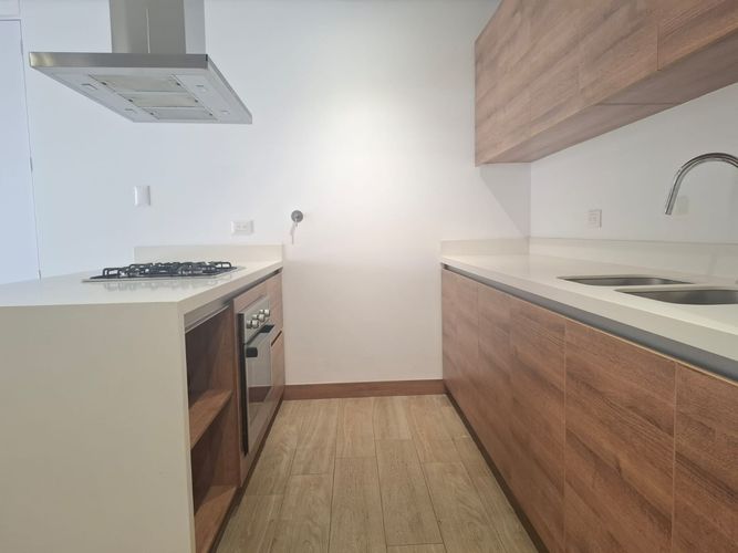 Apartamento de 1 alcoba en arriendo en El Poblado, Medellín, 73 m² · foto 7 de 13