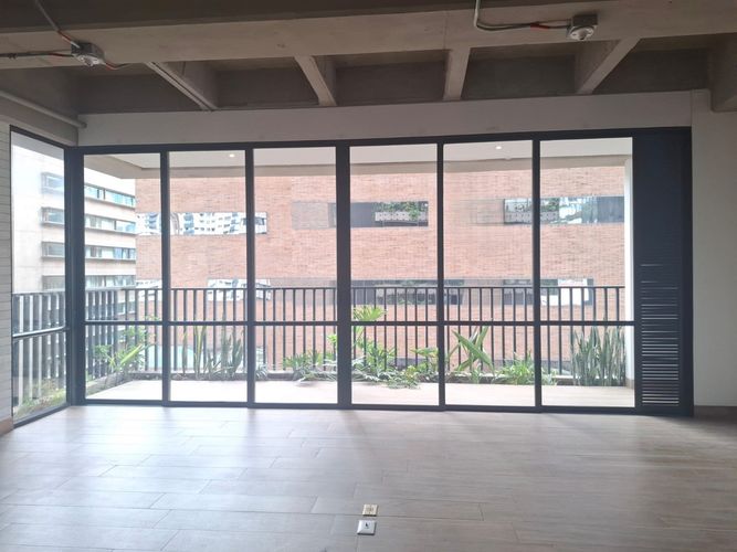 Apartamento de 1 alcoba en arriendo en El Poblado, Medellín, 73 m² · foto 2 de 13