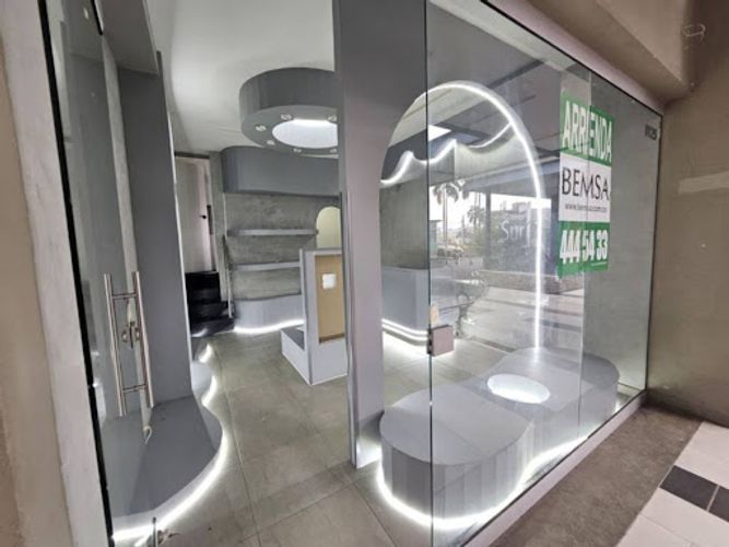 Local en arriendo en Castropol, Medellín, 70 m² · foto 2 de 19