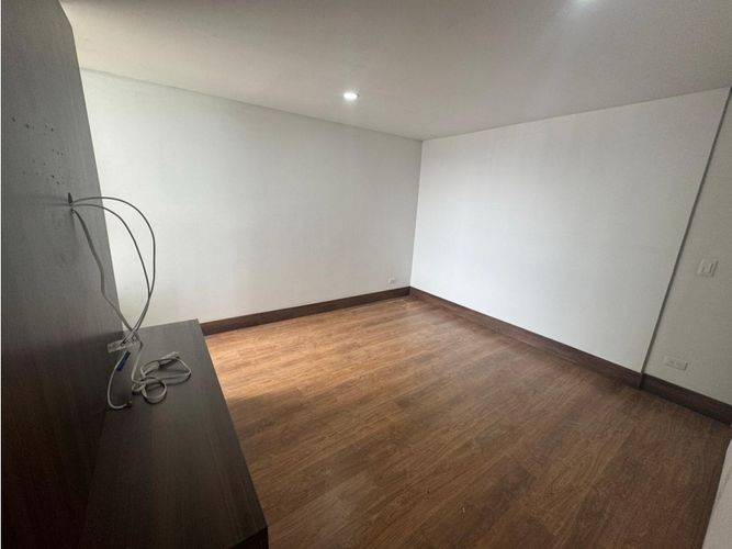 Apartamento de 3 alcobas en venta en Las Lomitas, Sabaneta, 104 m² · foto 6 de 12