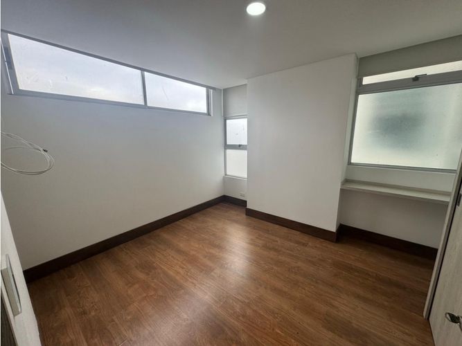 Apartamento de 3 alcobas en venta en Las Lomitas, Sabaneta, 104 m² · foto 9 de 12