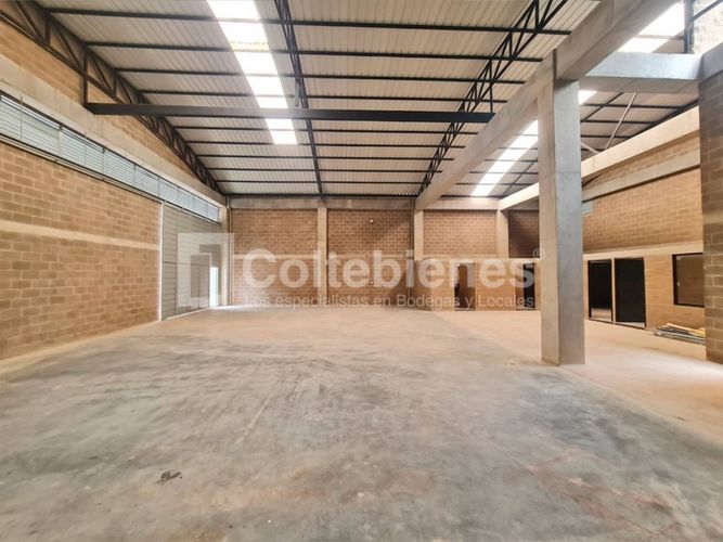 Bodega en arriendo en La Aldea, La Estrella, 441 m² · foto 3 de 20