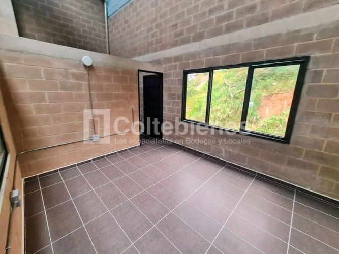 Bodega en arriendo en La Aldea, La Estrella, 441 m² · foto 6 de 20