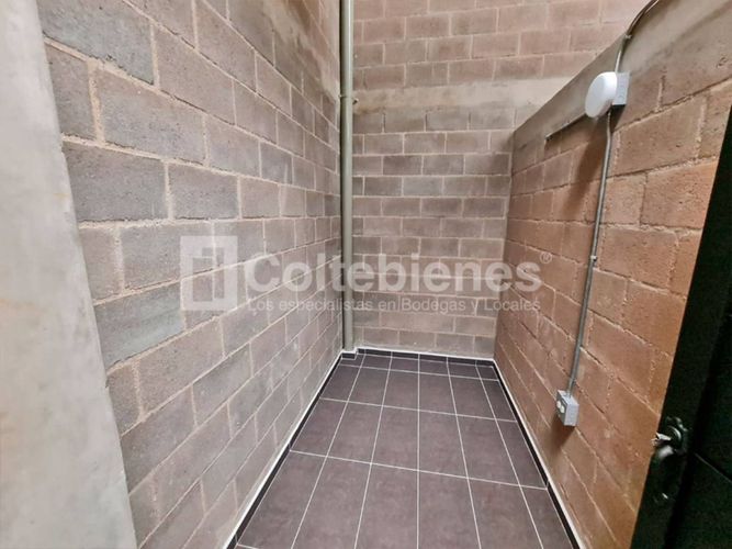 Bodega en arriendo en La Aldea, La Estrella, 441 m² · foto 11 de 20