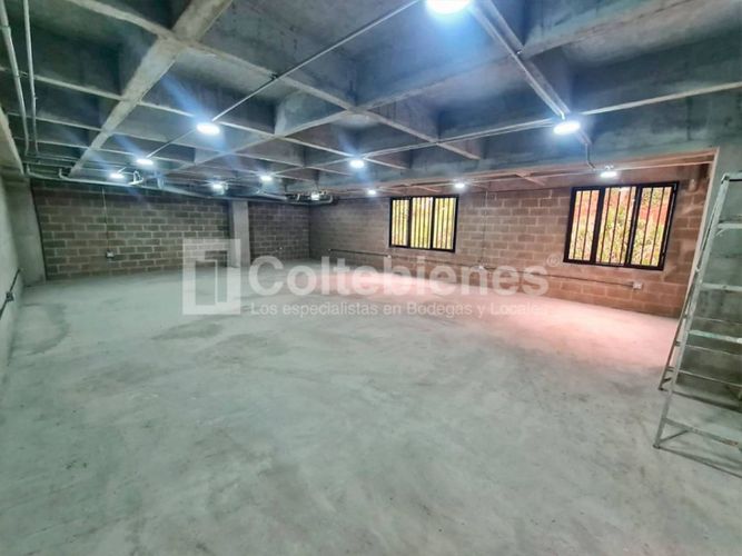 Bodega en arriendo en La Aldea, La Estrella, 441 m² · foto 17 de 20
