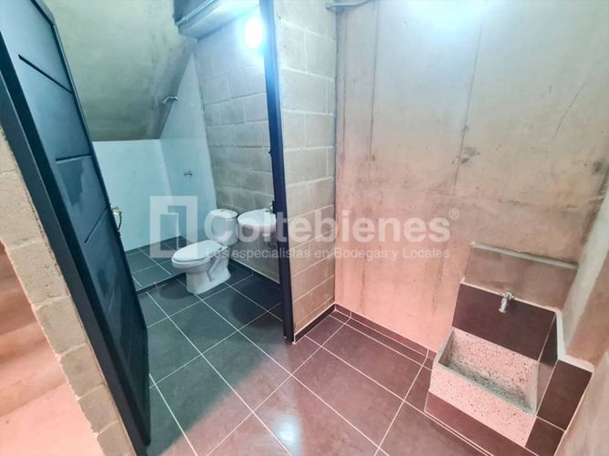 Bodega en arriendo en La Aldea, La Estrella, 441 m² · foto 19 de 20
