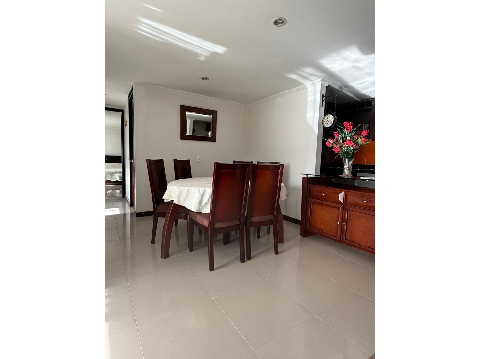 Apartamento en venta en Los colores, Medellín 2