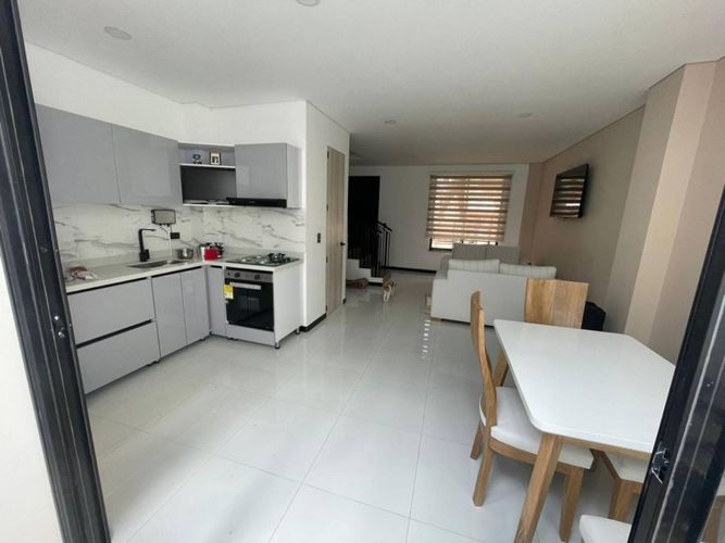 Casa de 4 alcobas en venta en Siberia, Cota, 120 m² · foto 7 de 12