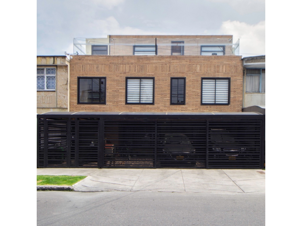 Casa en venta en Belalcazar, Bogotá · foto 2 de 24