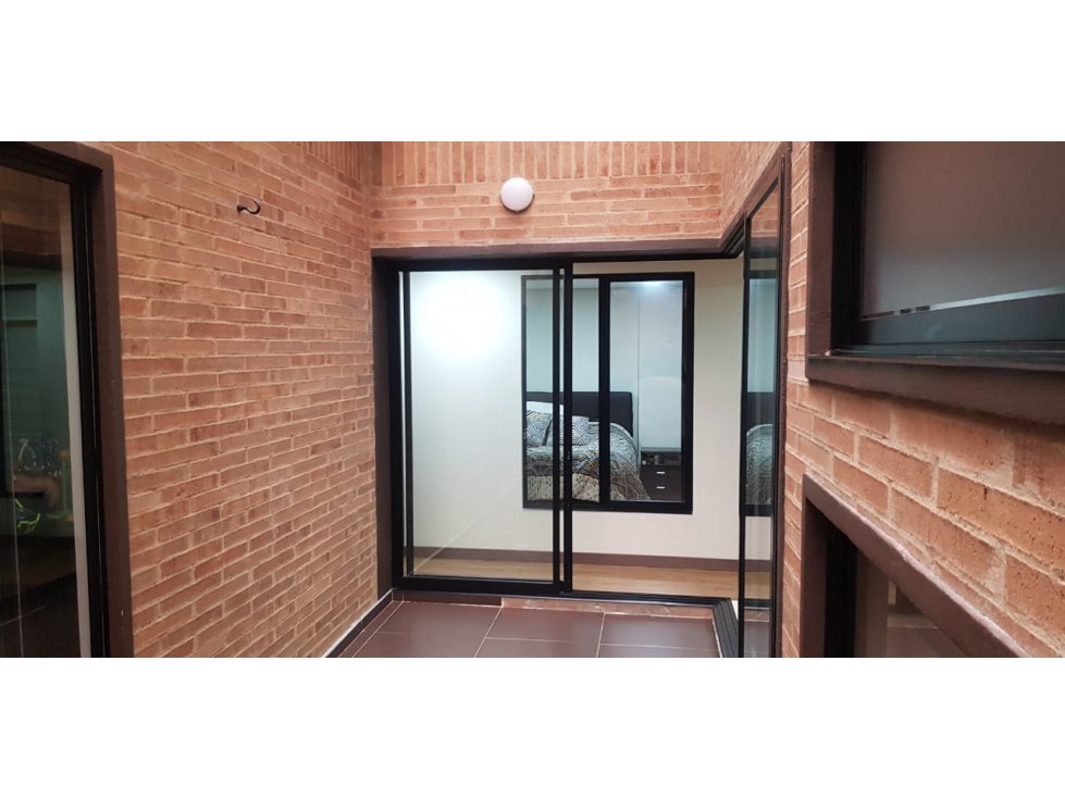 Casa en venta en Belalcazar, Bogotá · foto 7 de 24