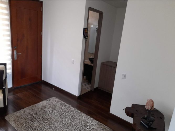 Casa de 3 alcobas en venta en Pueblo Viejo, Cota, 289 m² · foto 3 de 24