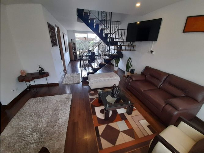 Casa de 3 alcobas en venta en Pueblo Viejo, Cota, 289 m² · foto 7 de 24