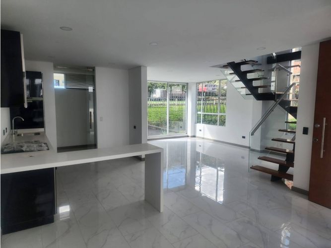 Casa de 4 alcobas en venta en La Moya, Cota, 165 m² · foto 2 de 24