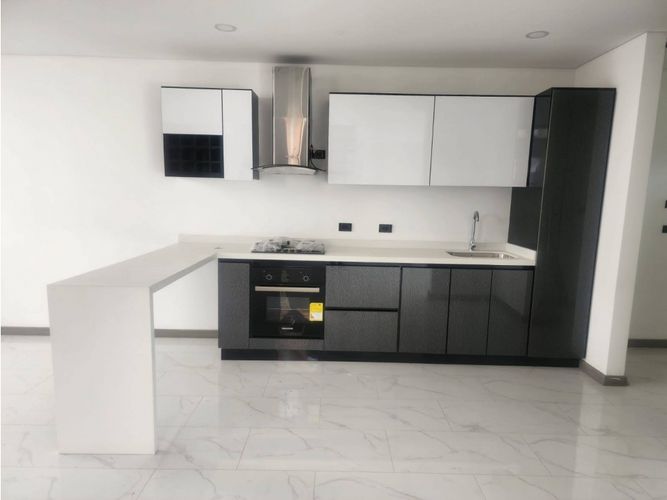Casa de 4 alcobas en venta en La Moya, Cota, 165 m² · foto 8 de 24