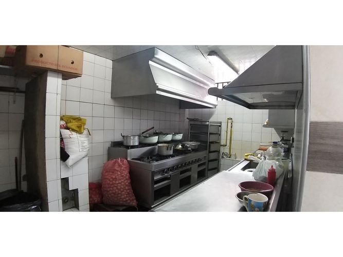 Casa de 11 alcobas en venta en Bellisca, Funza, 410 m² · foto 6 de 24