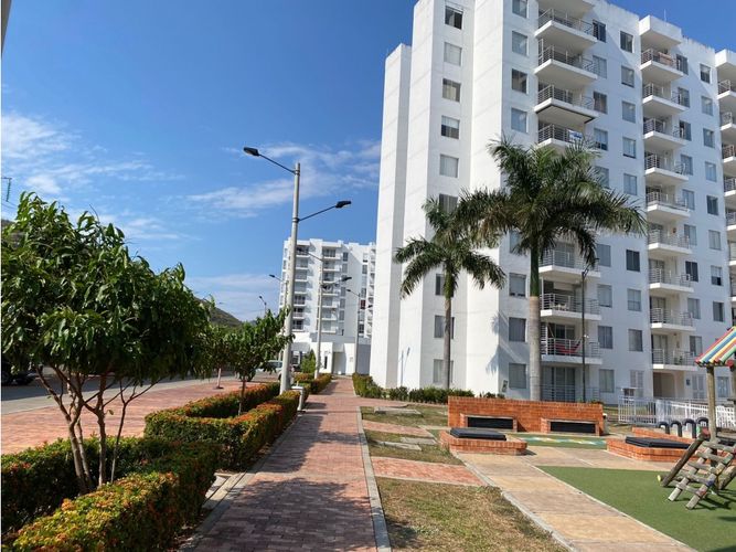 Apartamento de 3 alcobas en venta en Aqualina Orange, Girardot, 85 m² · foto 22 de 24