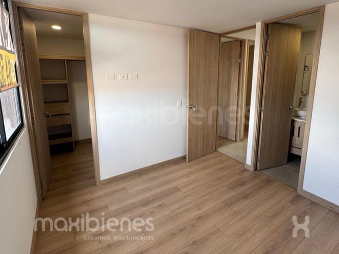 Apartamento de 3 alcobas en venta en Llano Grande, Rionegro, 74 m² · foto 9 de 14