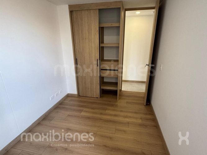Apartamento de 3 alcobas en venta en Llano Grande, Rionegro, 74 m² · foto 11 de 14