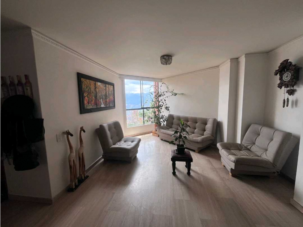 Apartamento en venta en El Poblado, Medellín 3