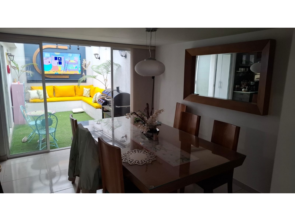 Casa en venta en Modelia, Bogotá · foto 8 de 24