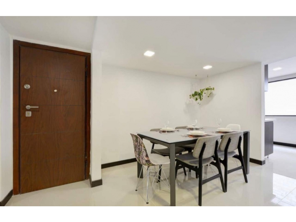 Apartamento en venta en El Poblado, Medellín 5