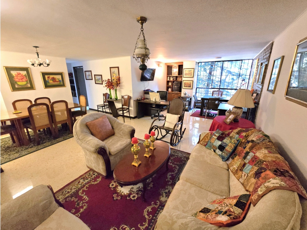 Apartamento en venta en Laureles, Medellín 2