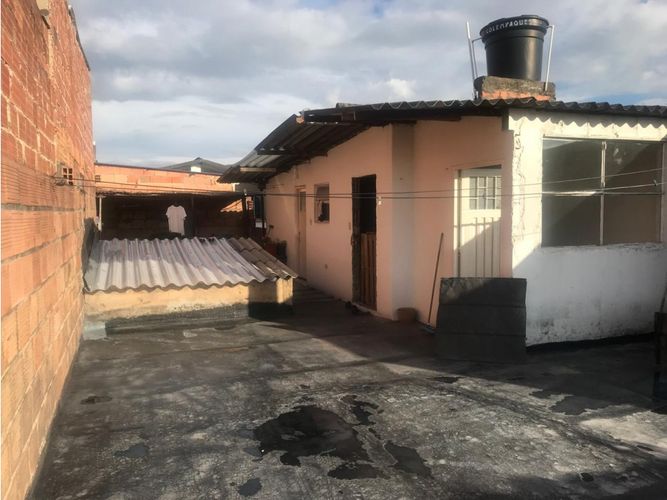 Casa de 6 alcobas en venta en Ponderosa, Bogotá, 280 m² · foto 17 de 21