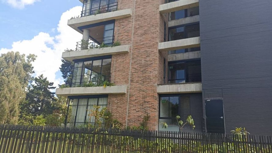 Apartaestudio en venta en Las Palmas, Envigado, 64 m² · foto 2 de 21