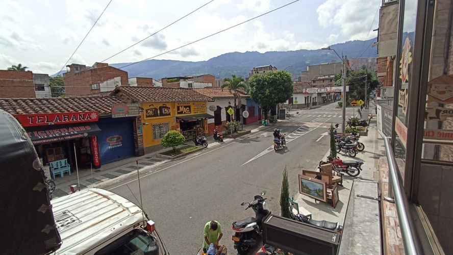 Local en venta en Mesa, Envigado, 75 m² · foto 5 de 9