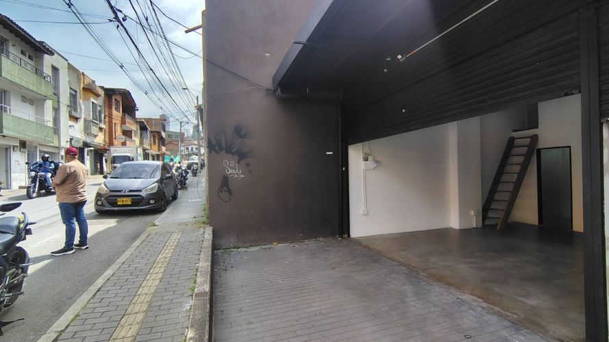 Local en arriendo en Boston, Medellín, 35 m² · foto 3 de 12
