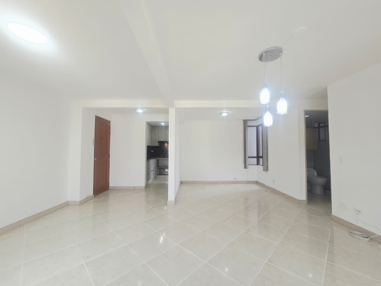 Apartamento en arriendo en Belén, Medellín · foto 3 de 17