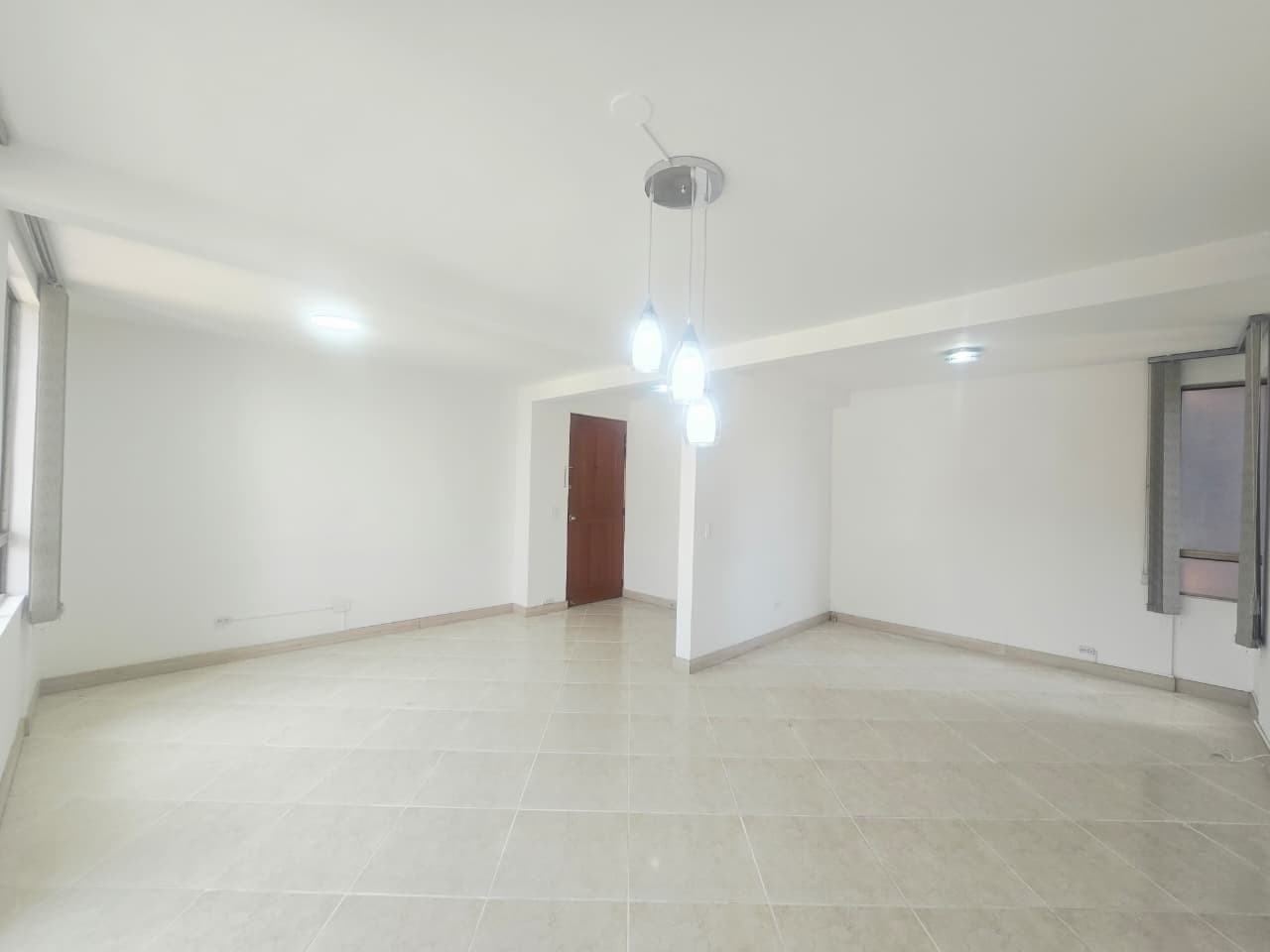 Apartamento en arriendo en Belén, Medellín · foto 4 de 17
